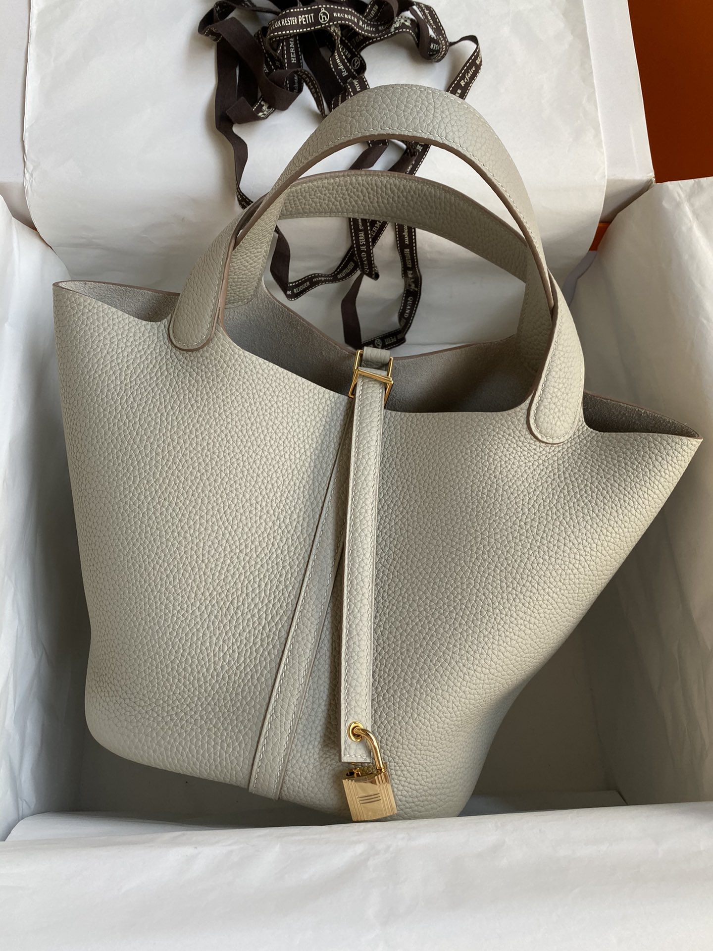 Hermes Picotin Lock 22 Bag In Pearl White Clemence Leather